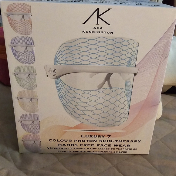 Ava Kensington Bundle for face - Picture 6 of 8